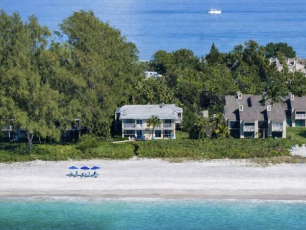 Beachfront Condo on Longboat Key - Perfect Family Vacation Rental